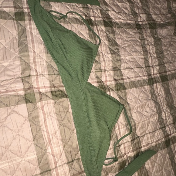 SHEIN Green Bikini Top - Picture 1 of 2